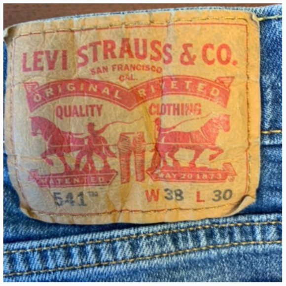 Men's 541 Levis High Rise Mom Jeans - Picture 7 of 7